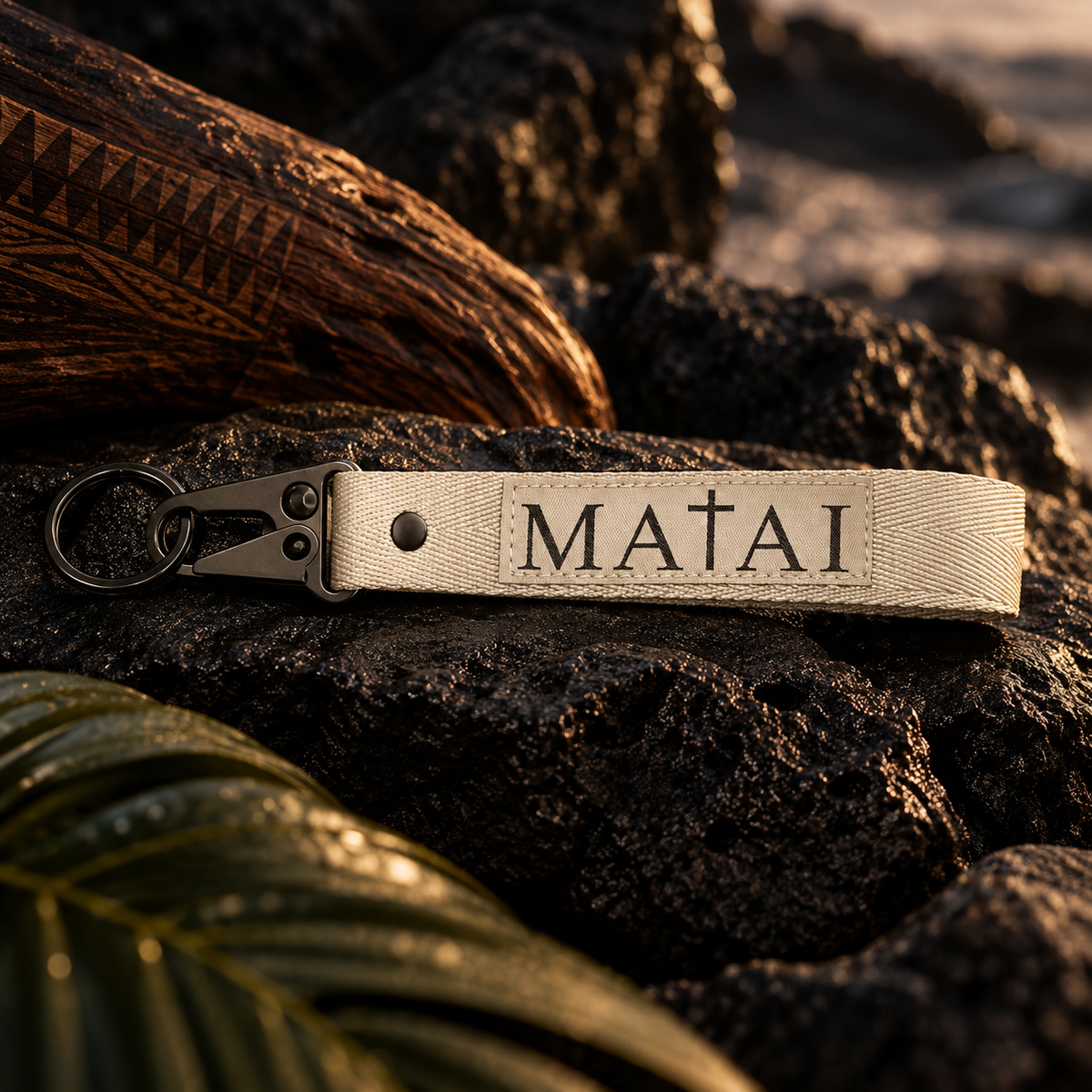 MATAI Key Lanyard | White